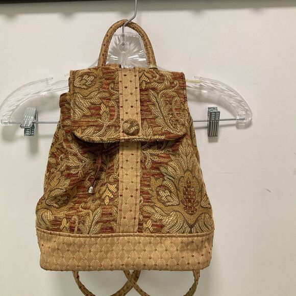 Taylor Handbags - Vintage Jennifer Taylor Tapestry Back Pack Purse. NWT